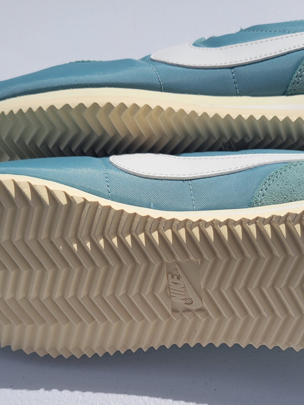 Womens 6.5/Youth 5.5 Nike Cortez TXT (GS) sneakers in Cannon/Sail-Alabaster NIB - Picture 5 of 7